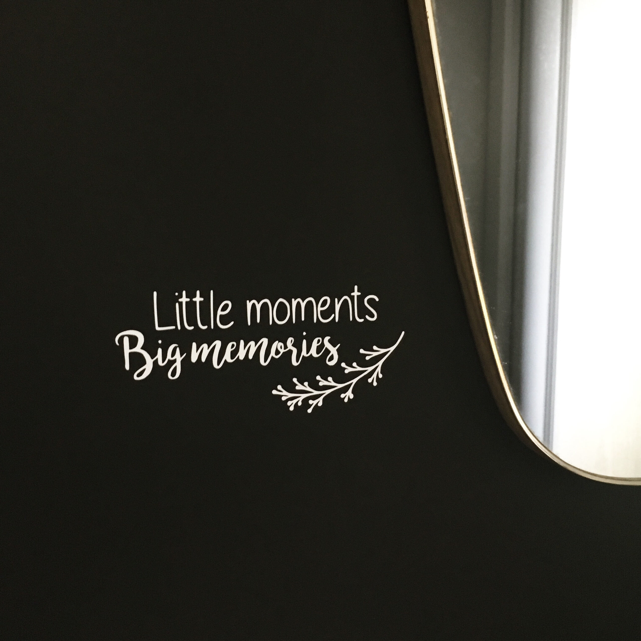 adf-sticker-littlemoment1 Sticker "Little moments - Big Memories" – Image 1