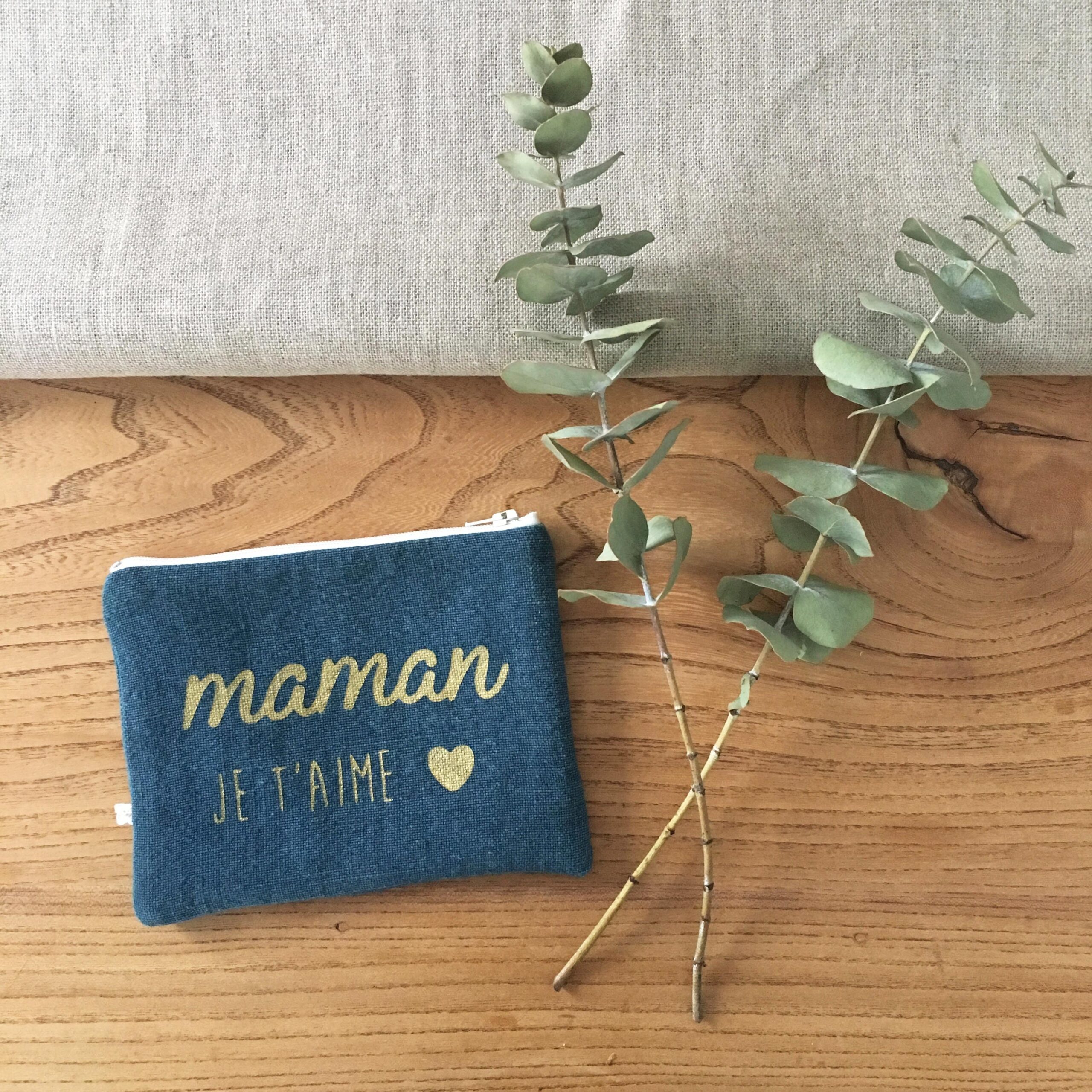 adf-pochettebleu-mamanjetaime3 Pochette "Maman Je t'aime" – Image 1
